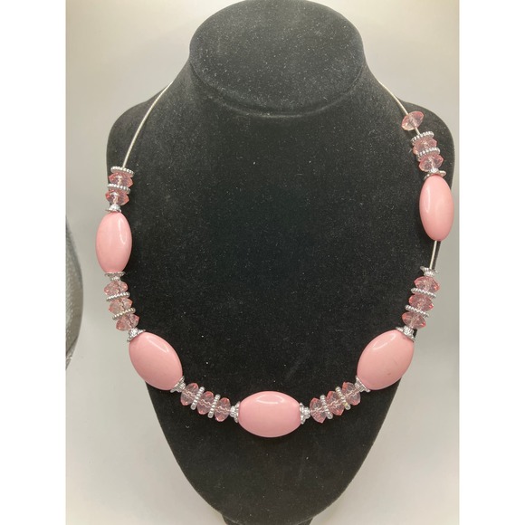 Pink Beaded Crystals Silver-Tone Necklace! - Picture 7 of 9